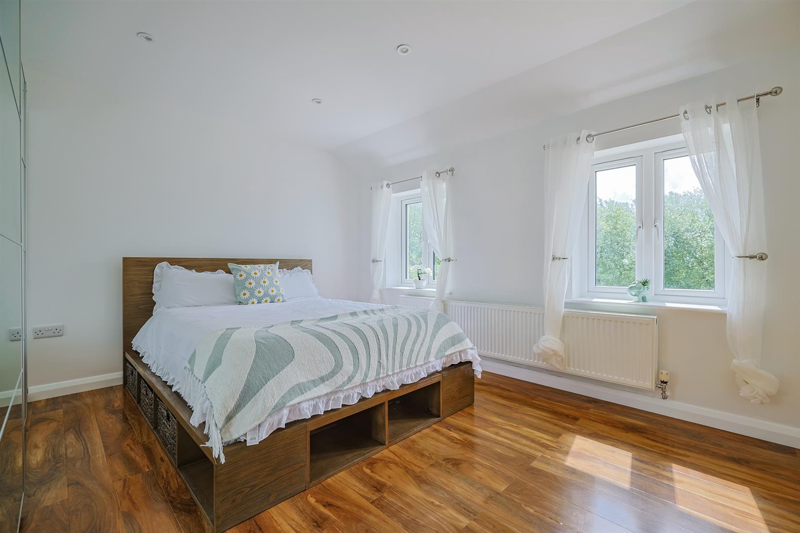 Pant Y Meillion, Llandeilo Road, Gorslas, Llanelli, SA14 7LR